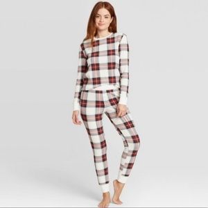 Stars Above Thermal Plaid Pj Set